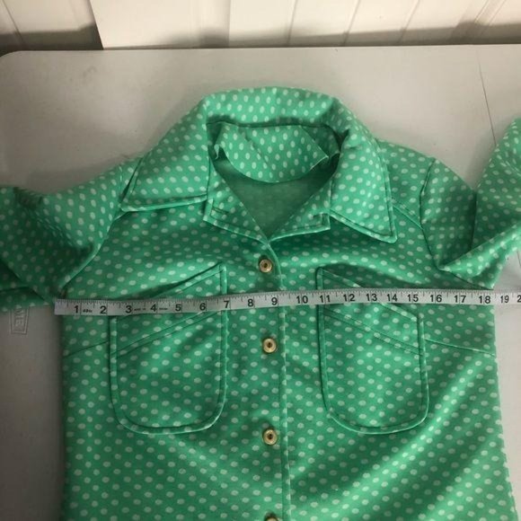Vintage 1960s Green Polka Dot Button Down Shirt - Picture 4 of 11